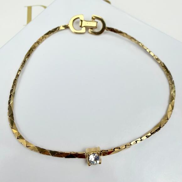 Dior bracelet vintage gold beautiful authentic! Great condition! - Picture 4 of 7